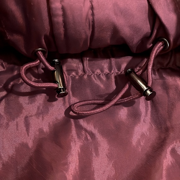 ❄️Vintage Tommy Hilfiger Womens Sm Insulated Puffer Full Zip Vest Plum/Burgundy - Picture 3 of 9